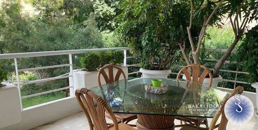 Γλυφάδα Κέντρο, εξαιρετικό διαμέρισμα προς πώληση  170 τμ 