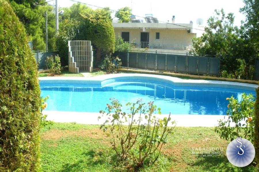 (For Sale) Residential Villa || East Attica/Vouliagmeni - 380 Sq.m, 3 Bedrooms, 6.000.000€ 