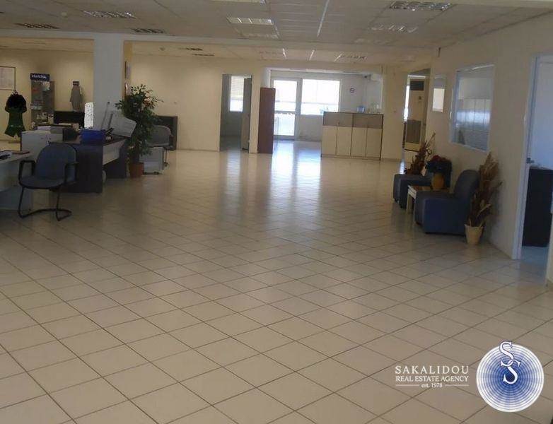 Glyfada Ano, Commercial building for sale of 1.335 sqm 