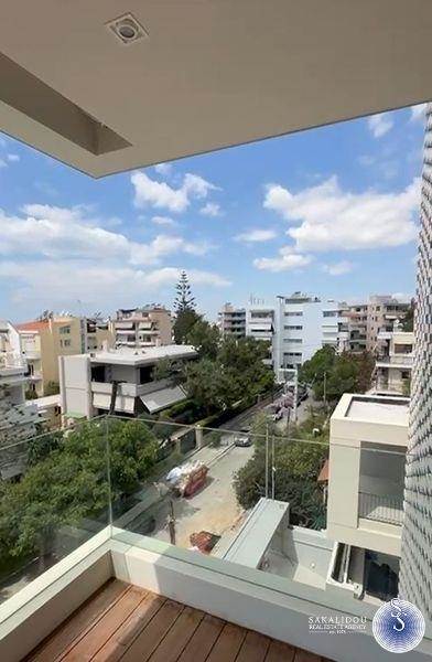 Βούλα Μinimal Design οροφοδιαμέρισμα 3ου ορόφου 