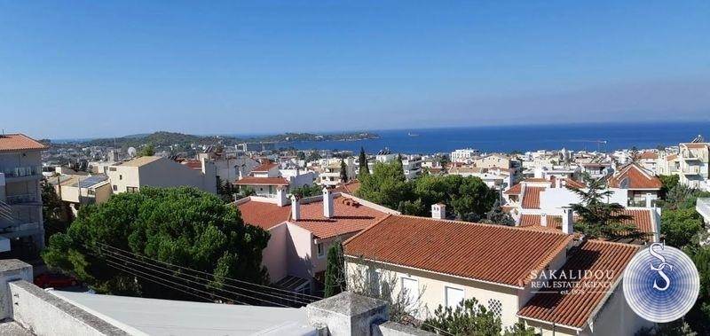 (For Sale) Residential Floor Apartment || East Attica/Voula - 120 Sq.m, 3 Bedrooms, 495.000€ 
