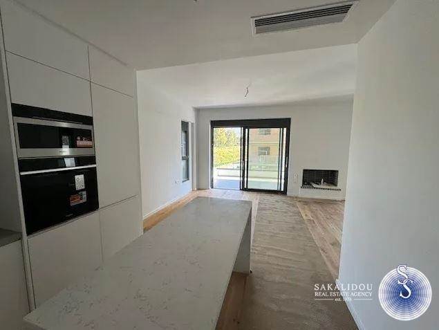 (For Sale) Residential Floor Apartment || Athens South/Glyfada - 110 Sq.m, 3 Bedrooms, 700.000€ 