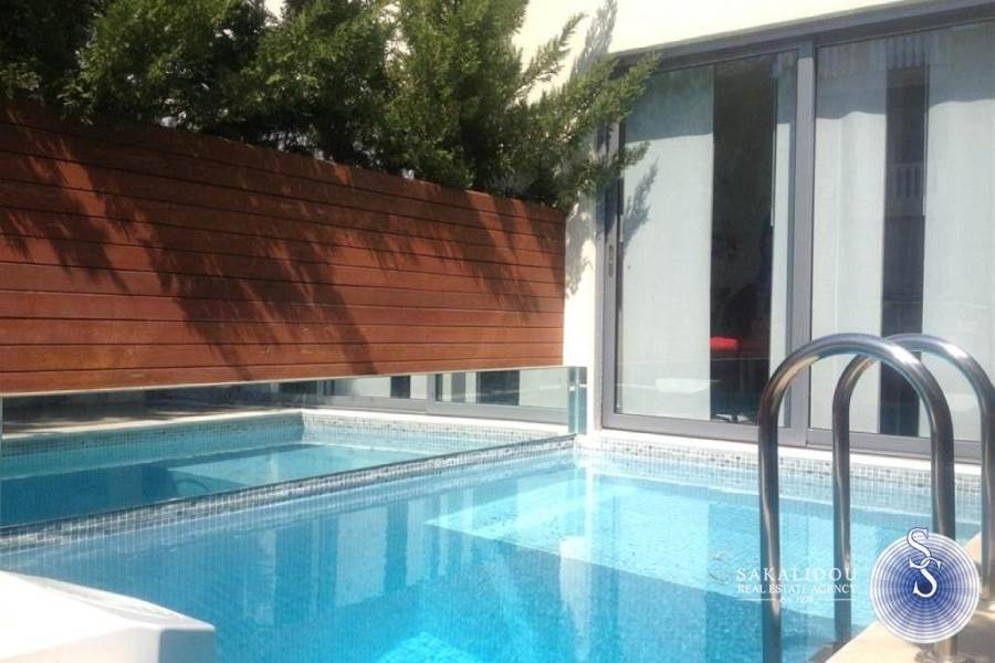 (For Rent) Residential Maisonette || East Attica/Voula - 250 Sq.m, 3 Bedrooms, 4.700€ 