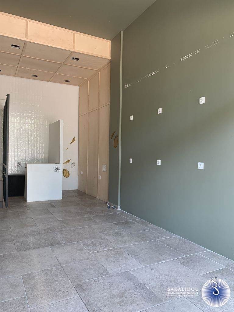 Luxury Store 53 sq.m. in the center of Glyfada 