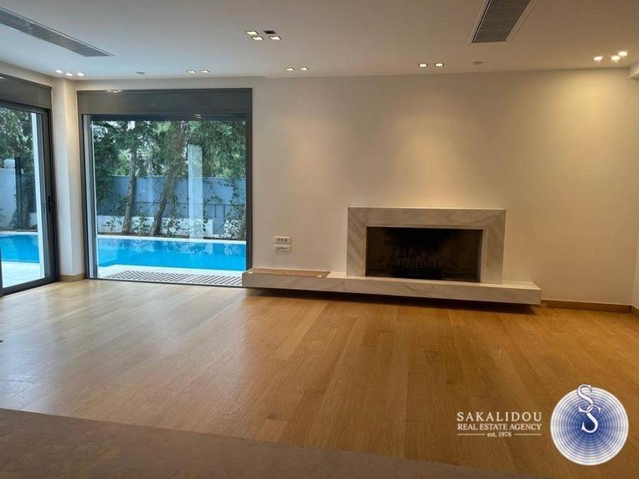 (For Sale) Residential Maisonette || Athens South/Glyfada - 265 Sq.m, 3 Bedrooms, 2.600.000€ 