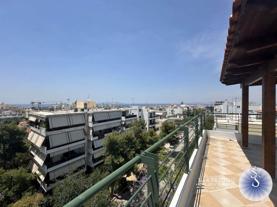 (Προς Πώληση) Κατοικία Οροφοδιαμέρισμα || Αθήνα Νότια/Γλυφάδα - 128 τ.μ, 3 Υ/Δ, 720.000€ 