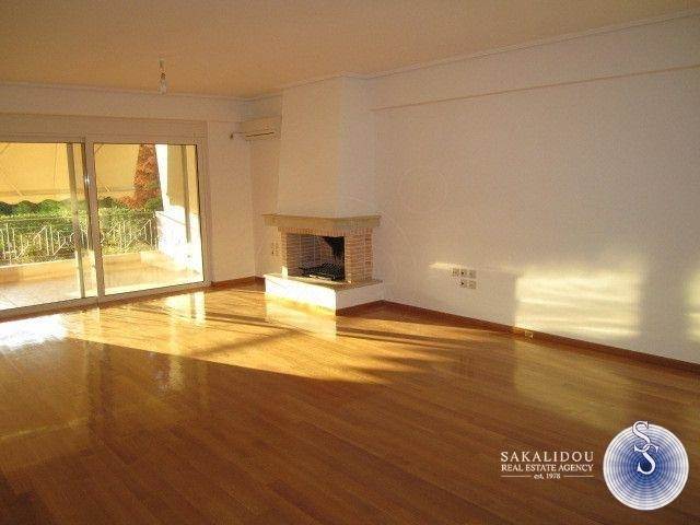 (For Rent) Residential Floor Apartment || East Attica/Voula - 150 Sq.m, 3 Bedrooms, 2.500€ 