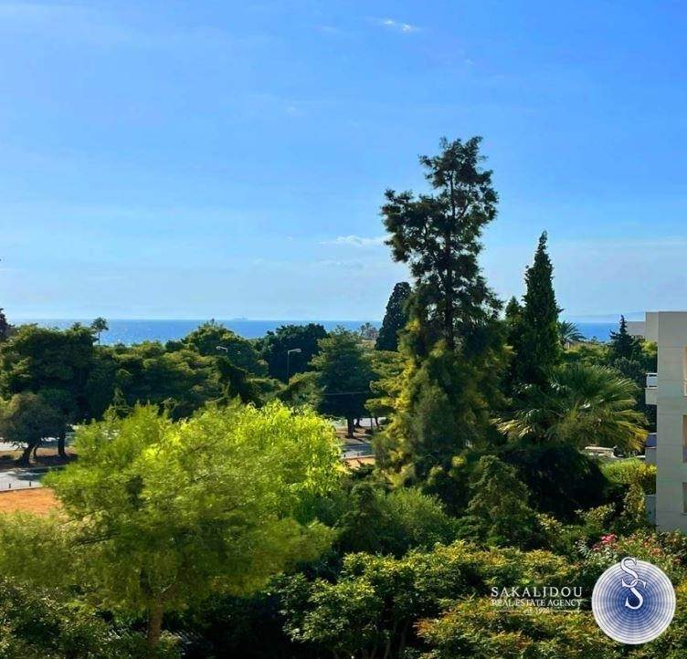 LUXURY APARTMENT IN GLYFADA DOWN TOWN, GREECE 