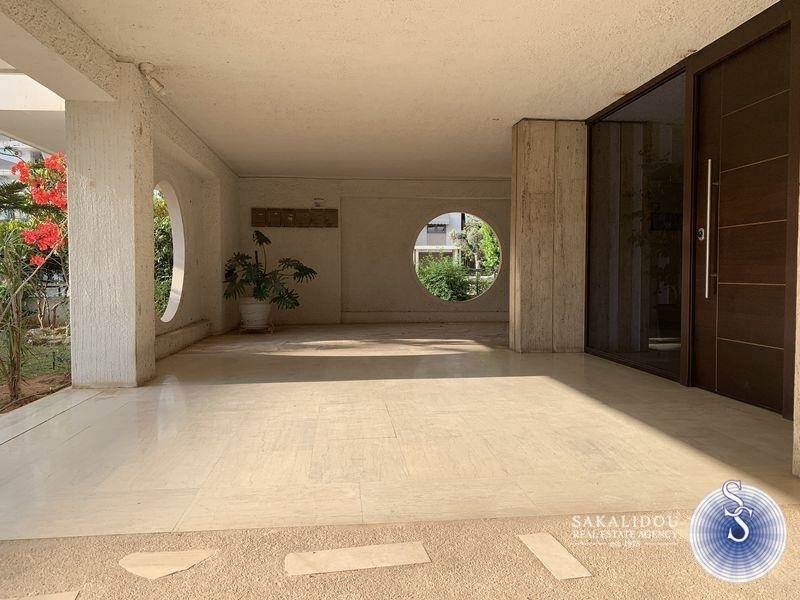 (Προς Ενοικίαση) Κατοικία Διαμέρισμα || Αθήνα Νότια/Γλυφάδα - 55 τ.μ, 1 Υ/Δ, 1.500€ 