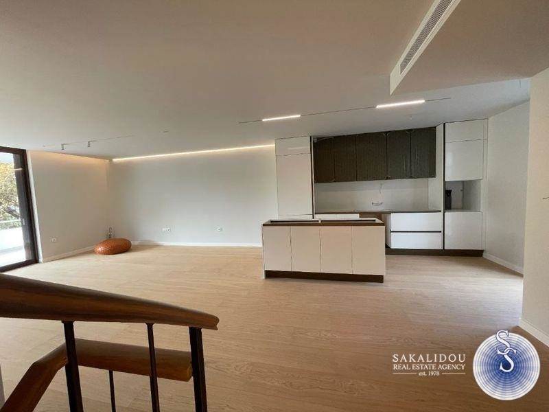 (For Sale) Residential Maisonette || East Attica/Voula - 160 Sq.m, 4 Bedrooms, 770.000€ 