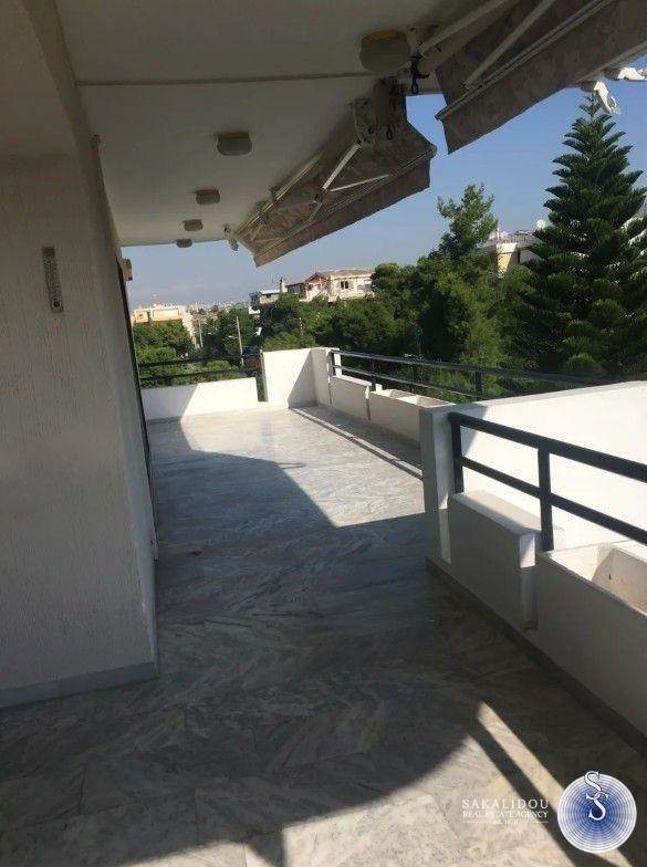 (For Rent) Residential Floor Apartment || Athens South/Glyfada - 225 Sq.m, 3 Bedrooms, 2.500€ 