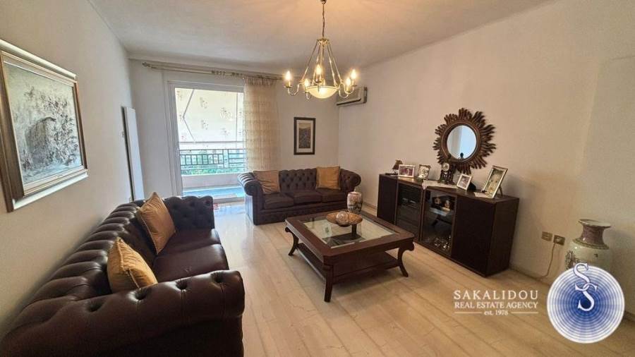 (For Sale) Residential Apartment || Athens South/Glyfada - 105 Sq.m, 2 Bedrooms, 370.000€ 