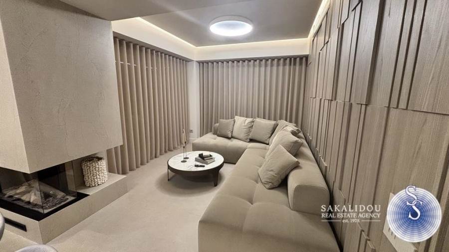 (For Rent) Residential Apartment || East Attica/Voula - 90 Sq.m, 2 Bedrooms, 2.750€ 