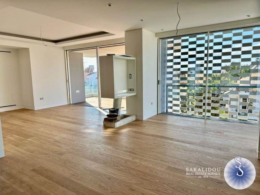 Βούλα Μinimal Design οροφοδιαμέρισμα 2ου ορόφου 