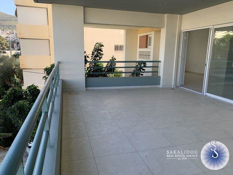Glyfada Center very bright floor apartment  