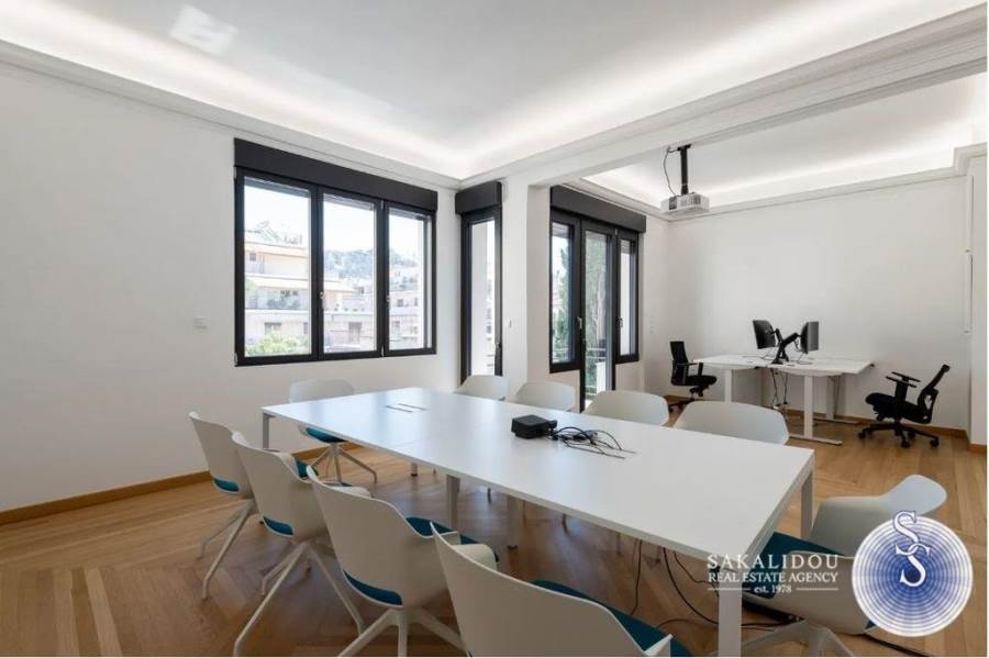(For Rent) Commercial Office || Athens Center/Athens - 220 Sq.m, 3.500€ 