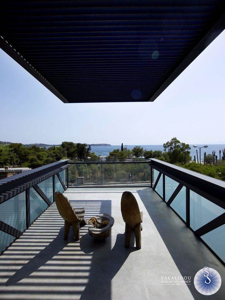 (For Sale) Residential Floor Apartment || East Attica/Voula - 319 Sq.m, 4 Bedrooms, 4.800.000€ 