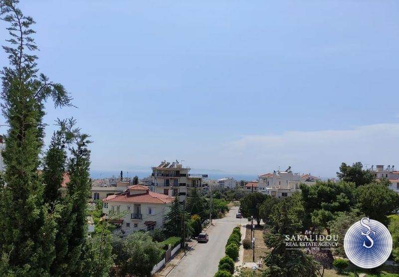 Βούλα, περιοχή Δικηγορικά, Ρετιρέ Οροφοδιαμέρισμα Προς Ενοικίαση με πανοραμική θέα βουνό και θάλασσα 