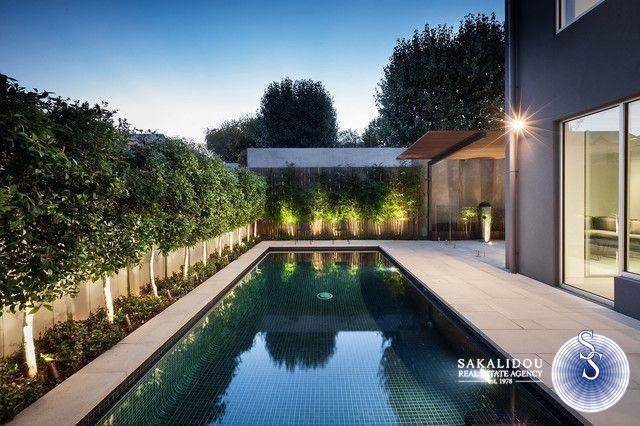 (For Rent) Residential Maisonette || Athens South/Glyfada - 234 Sq.m, 4 Bedrooms, 11.500€ 