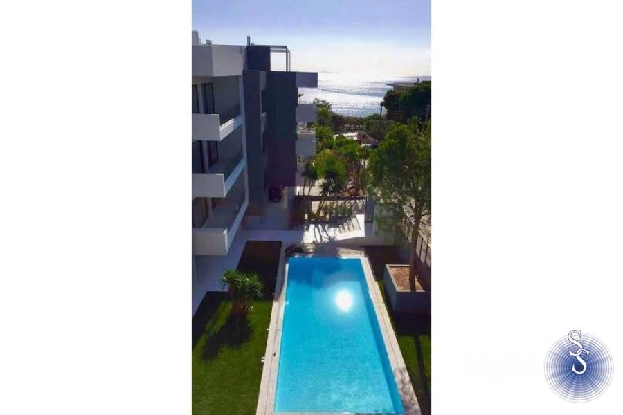 Minimal Design newly built apartment with sea view and horizon 