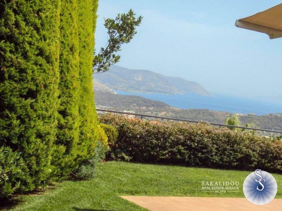 SUPER LUX VILLA IN SARONIDA  